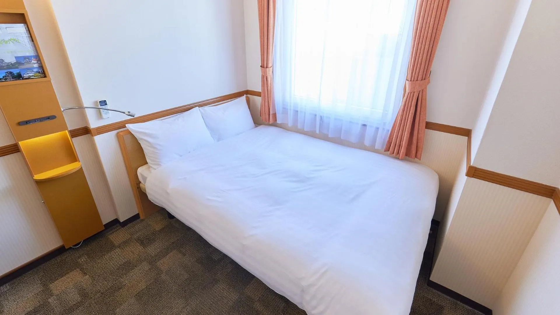 Toyoko Inn Kanda Akihabara Tokio 3*,  Japón